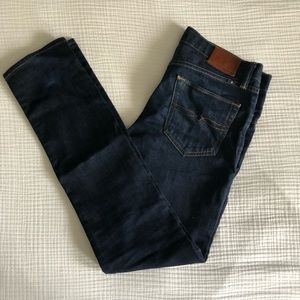 🟣 Lucky brand athletic skinny dark wash